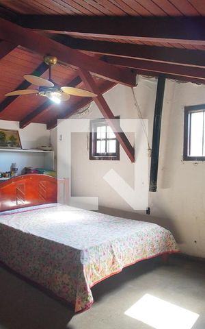 Casa à venda com 160m², 4 quartos e 2 vagas Casa à venda com 160m², 4 quartos e 2 vagasQuarto 1