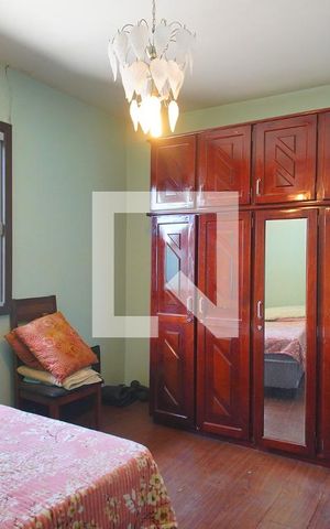 Casa à venda com 160m², 4 quartos e 2 vagas Casa à venda com 160m², 4 quartos e 2 vagasQuarto 3