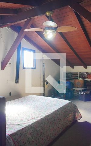 Casa à venda com 160m², 4 quartos e 2 vagas Casa à venda com 160m², 4 quartos e 2 vagasQuarto 1
