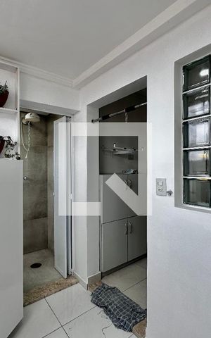 Apartamento à venda com 96m², 2 quartos e 1 vaga Apartamento à venda com 96m², 2 quartos e 1 vagaÁrea de Serviço