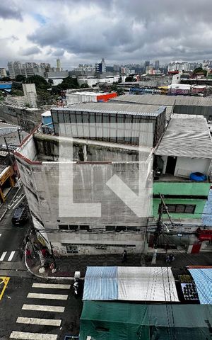 Apartamento à venda com 96m², 2 quartos e 1 vaga Apartamento à venda com 96m², 2 quartos e 1 vagaVista Sala