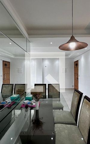 Apartamento à venda com 96m², 2 quartos e 1 vaga Apartamento à venda com 96m², 2 quartos e 1 vagaSala
