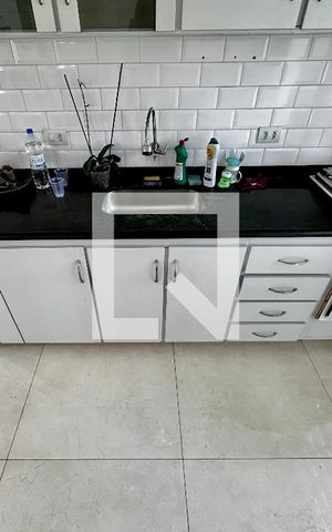 Apartamento à venda com 96m², 2 quartos e 1 vaga Apartamento à venda com 96m², 2 quartos e 1 vagaCozinha