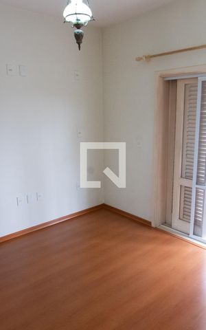 Casa de condomínio à venda com 394m², 4 quartos e 5 vagas Casa de condomínio à venda com 394m², 4 quartos e 5 vagasSUITE 3