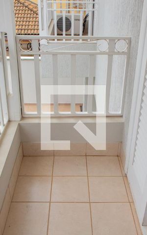 Casa de condomínio à venda com 394m², 4 quartos e 5 vagas Casa de condomínio à venda com 394m², 4 quartos e 5 vagasSACADA DA SUITE 3