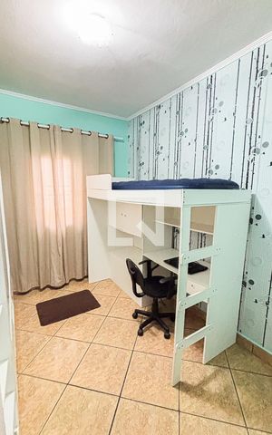 Casa à venda com 127m², 3 quartos e 3 vagas Casa à venda com 127m², 3 quartos e 3 vagasQuarto 3