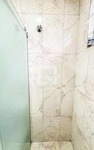 Casa à venda com 127m², 3 quartos e 3 vagas Casa à venda com 127m², 3 quartos e 3 vagasBanheiro