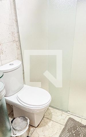 Casa à venda com 127m², 3 quartos e 3 vagas Casa à venda com 127m², 3 quartos e 3 vagasBanheiro