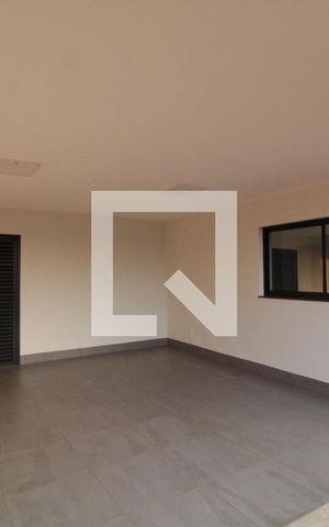 Casa de condomínio para alugar com 232m², 4 quartos e 2 vagasGaragem