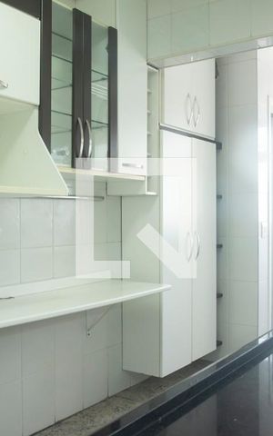 Apartamento à venda com 90m², 3 quartos e 2 vagasCozinha