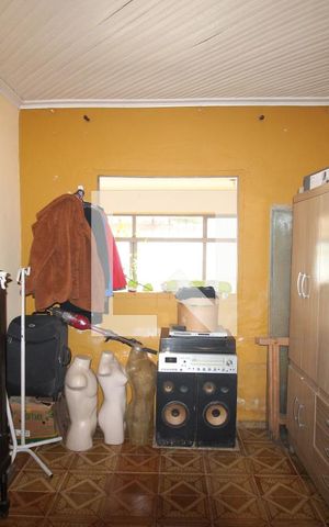 Casa à venda com 183m², 2 quartos e 3 vagasQuarto 2