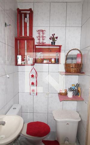 Casa à venda com 183m², 2 quartos e 3 vagasBanheiro