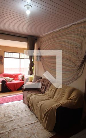 Casa à venda com 183m², 2 quartos e 3 vagasSala