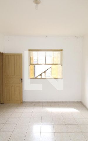 Casa para alugar com 50m², 1 quarto e sem vagaQuarto