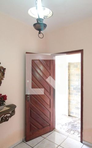 Casa à venda com 360m², 3 quartos e 1 vagaCopa
