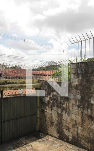 Casa à venda com 360m², 3 quartos e 1 vagaJardim