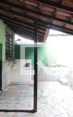 Casa à venda com 360m², 3 quartos e 1 vagaÁrea de Serviço
