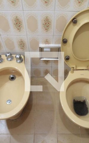 Casa à venda com 360m², 3 quartos e 1 vagaBanheiro Social