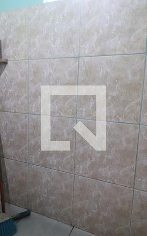 Casa à venda com 190m², 2 quartos e 1 vagabanheiro