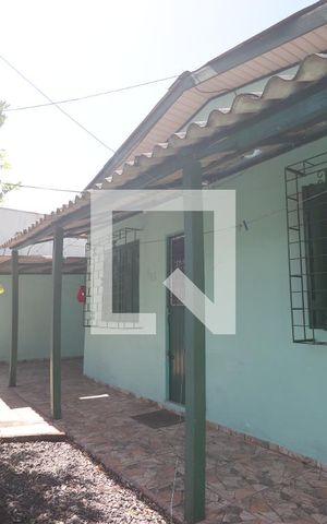 Casa à venda com 190m², 2 quartos e 1 vagaFachada