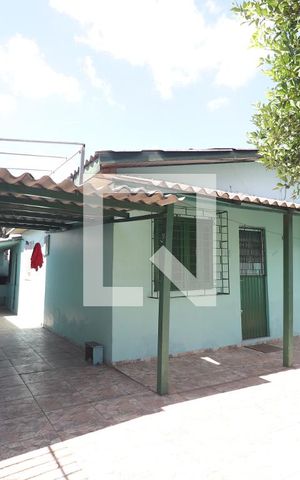 Casa à venda com 190m², 2 quartos e 1 vagaFachada