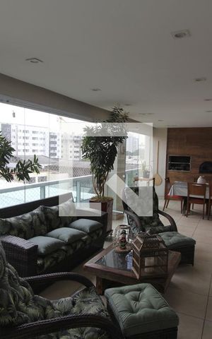 Apartamento à venda com 204m², 4 quartos e 4 vagasVaranda