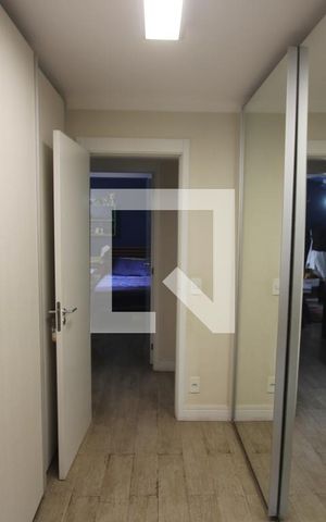 Apartamento à venda com 204m², 4 quartos e 4 vagasCorredor