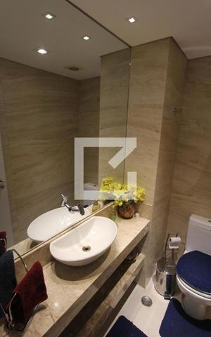 Apartamento à venda com 204m², 4 quartos e 4 vagasLavabo 