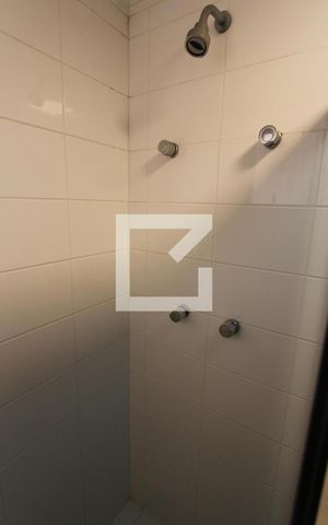 Apartamento à venda com 204m², 4 quartos e 4 vagasBanheiro 4