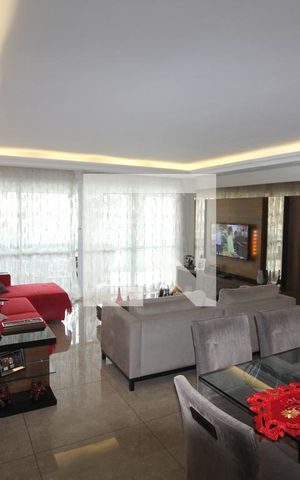 Apartamento à venda com 204m², 4 quartos e 4 vagasSala