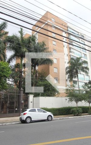 Apartamento à venda com 204m², 4 quartos e 4 vagasFachada