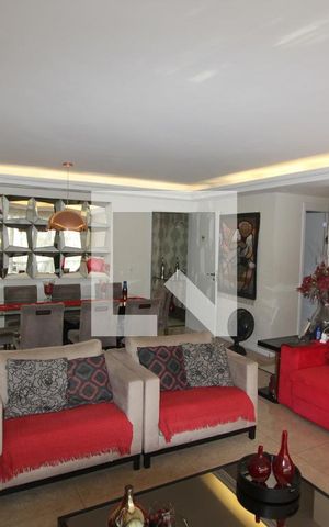 Apartamento à venda com 204m², 4 quartos e 4 vagasSala