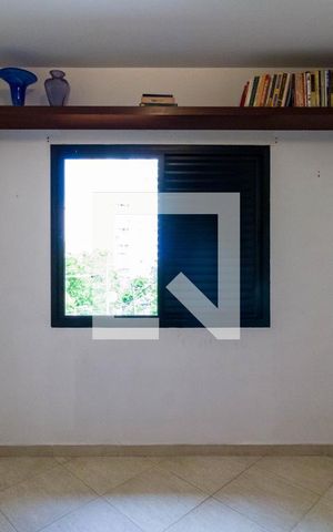 Apartamento para alugar com 221m², 4 quartos e 3 vagas Apartamento para alugar com 221m², 4 quartos e 3 vagasQuarto 1