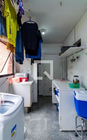Apartamento para alugar com 221m², 4 quartos e 3 vagas Apartamento para alugar com 221m², 4 quartos e 3 vagasÁrea de Serviço