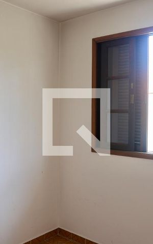 Casa à venda com 180m², 3 quartos e 3 vagas Casa à venda com 180m², 3 quartos e 3 vagasQuarto 2