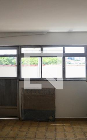 Casa à venda com 180m², 3 quartos e 3 vagas Casa à venda com 180m², 3 quartos e 3 vagasGaragem