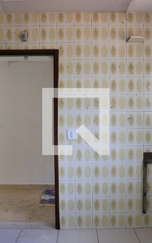 Casa à venda com 180m², 3 quartos e 3 vagas Casa à venda com 180m², 3 quartos e 3 vagasCozinha