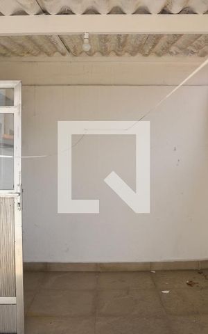 Casa à venda com 180m², 3 quartos e 3 vagas Casa à venda com 180m², 3 quartos e 3 vagasQuintal