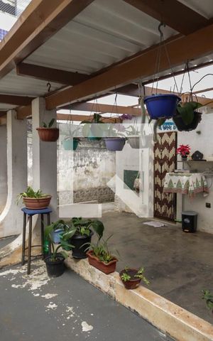 Casa à venda com 168m², 3 quartos e 1 vaga Casa à venda com 168m², 3 quartos e 1 vagaQuintal