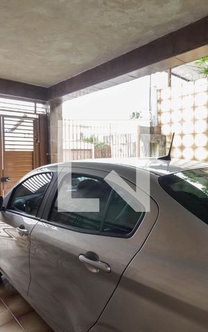 Casa à venda com 168m², 3 quartos e 1 vaga Casa à venda com 168m², 3 quartos e 1 vagaGaragem