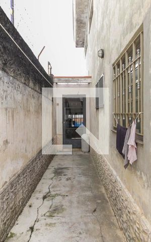 Casa à venda com 168m², 3 quartos e 1 vaga Casa à venda com 168m², 3 quartos e 1 vagaCorredor Externo