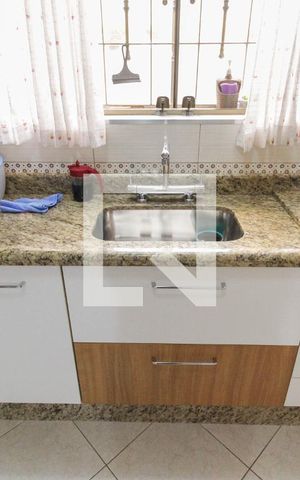 Casa à venda com 168m², 3 quartos e 1 vaga Casa à venda com 168m², 3 quartos e 1 vagaCozinha