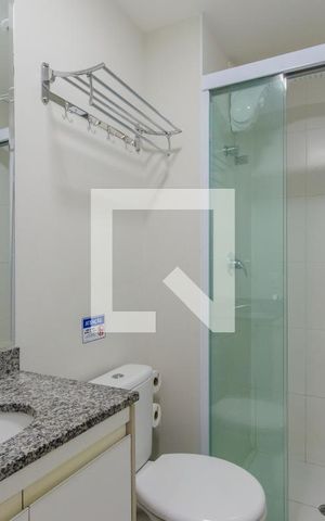 Studio à venda com 26m², 1 quarto e sem vaga Studio à venda com 26m², 1 quarto e sem vagaBanheiro