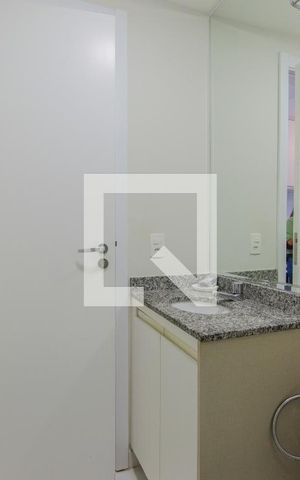 Studio à venda com 26m², 1 quarto e sem vaga Studio à venda com 26m², 1 quarto e sem vagaBanheiro