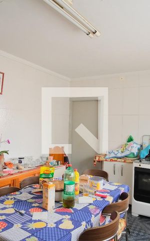 Casa para alugar com 250m², 3 quartos e 2 vagasCozinha