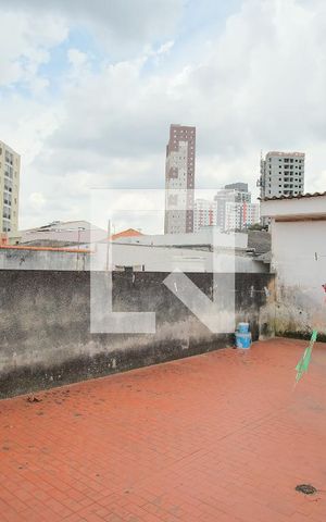 Casa para alugar com 250m², 3 quartos e 2 vagasQuintal