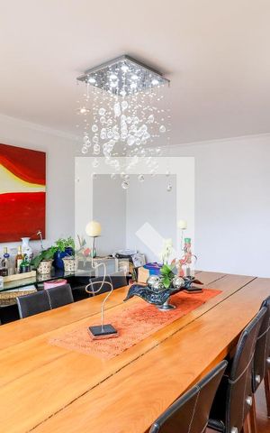 Apartamento à venda com 340m², 4 quartos e 3 vagas Apartamento à venda com 340m², 4 quartos e 3 vagasSala de Jantar