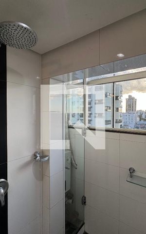 Apartamento à venda com 108m², 2 quartos e 1 vaga Apartamento à venda com 108m², 2 quartos e 1 vagaBanheiro