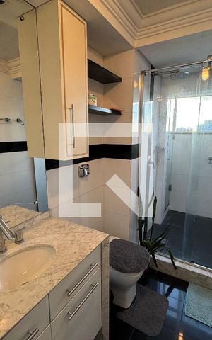 Apartamento à venda com 108m², 2 quartos e 1 vaga Apartamento à venda com 108m², 2 quartos e 1 vagaBanheiro