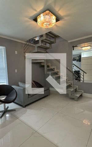 Apartamento à venda com 108m², 2 quartos e 1 vaga Apartamento à venda com 108m², 2 quartos e 1 vagaSala